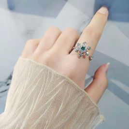 Inel Fulg de nea emerald